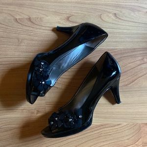 Bandolino black heels, 3in